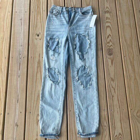 Urban Outfitters NWT Mom High Rise Jeans  Destroyed Distressed BDG Size 24 - Picture 1 of 8
